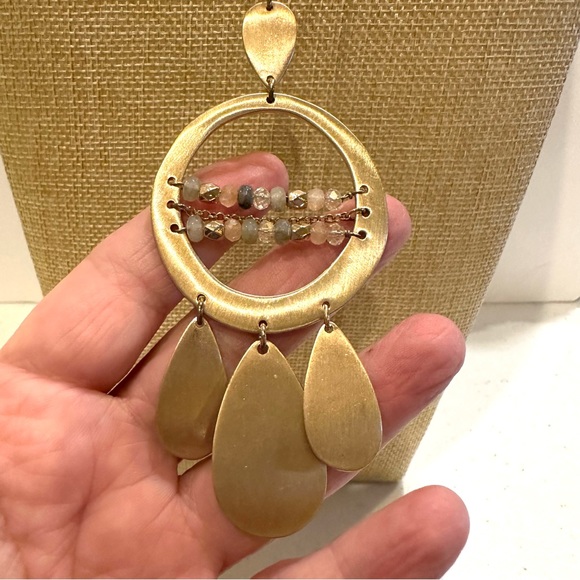 Jade & Jasper Necklace- long gold tone w/ brushed gold beaded pendant teardrop - Picture 7 of 12